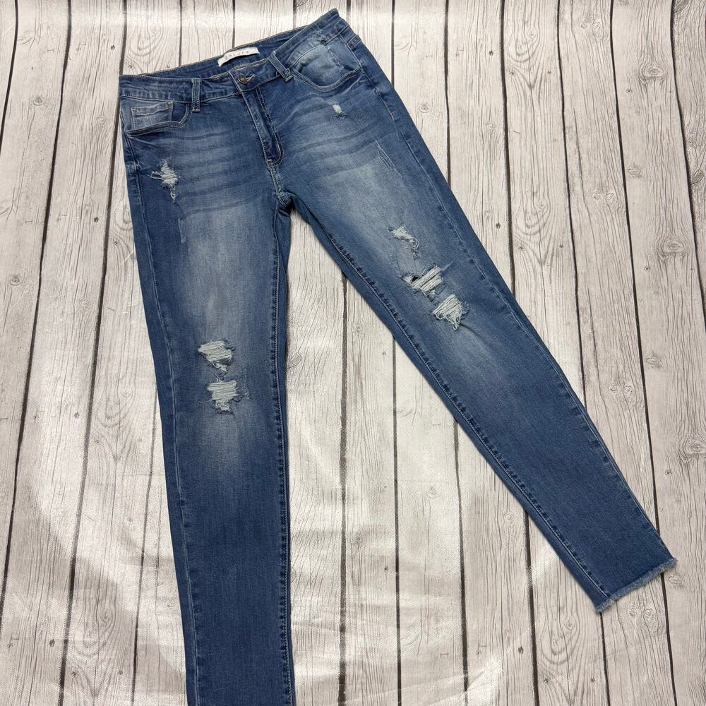 Nature Women’s Distressed Jeans Size 13